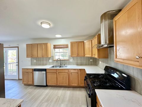Tiny photo for 4520 W Lawn Avenue, Waukegan, IL 60055 (MLS # 12559271)