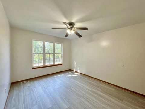 Tiny photo for 4520 W Lawn Avenue, Waukegan, IL 60055 (MLS # 12559271)