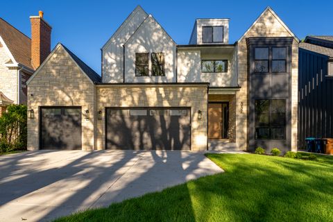 164 N Geneva Street Elmhurst IL 60126
