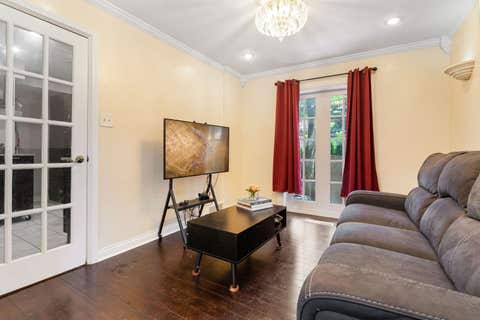 Tiny photo for 1751 W Chase Avenue, Chicago, IL 60626 (MLS # 12724295)