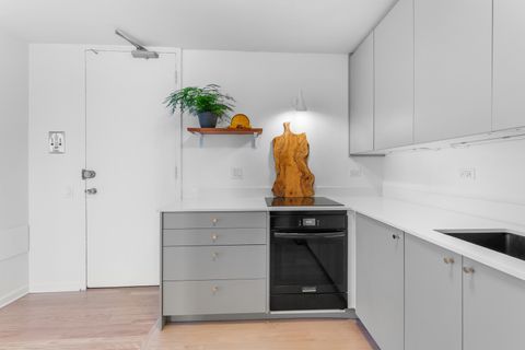 Tiny photo for 340 W Diversey Parkway #715, Chicago, IL 60657 (MLS # 12633187)