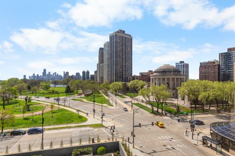 Tiny photo for 340 W Diversey Parkway #715, Chicago, IL 60657 (MLS # 12633187)
