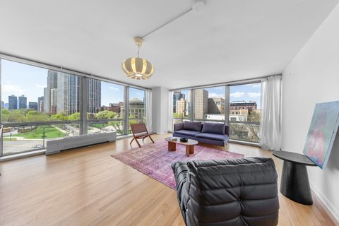 Tiny photo for 340 W Diversey Parkway #715, Chicago, IL 60657 (MLS # 12633187)