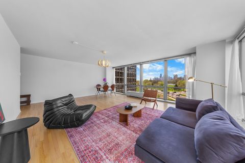 Tiny photo for 340 W Diversey Parkway #715, Chicago, IL 60657 (MLS # 12633187)