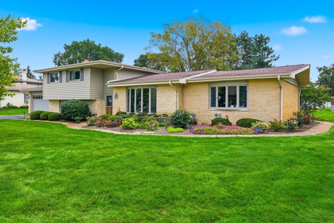 Tiny photo for 22W375 Walnut Avenue, Medinah, IL 60157 (MLS # 12740103)