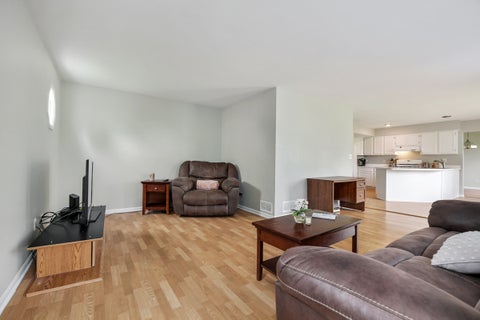 Tiny photo for 992 Mcphee Drive, Lake In The Hills, IL 60156 (MLS # 12751618)