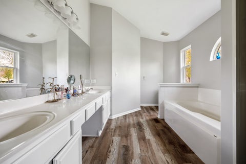 Tiny photo for 992 Mcphee Drive, Lake In The Hills, IL 60156 (MLS # 12751618)