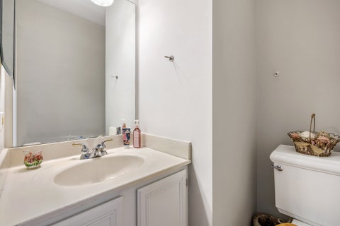Tiny photo for 992 Mcphee Drive, Lake In The Hills, IL 60156 (MLS # 12751618)