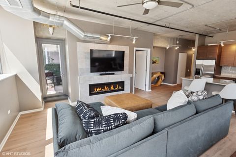 Tiny photo for 240 E Illinois Street #607, Chicago, IL 60611 (MLS # 12530118)