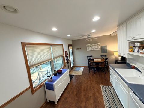 Tiny photo for 827 Sunbury Road, South Elgin, IL 60177 (MLS # 12627130)