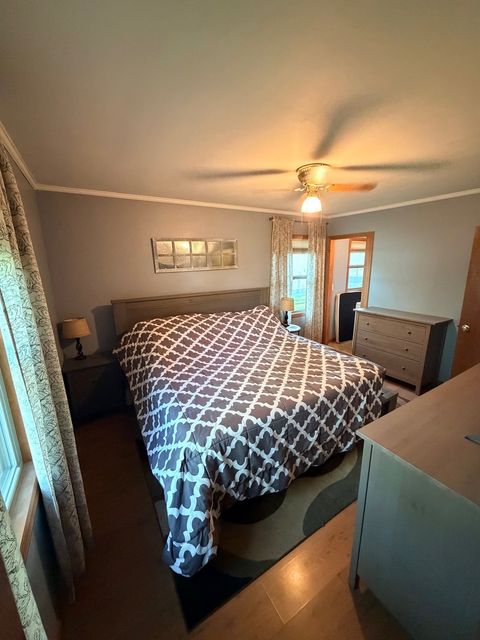 Tiny photo for 827 Sunbury Road, South Elgin, IL 60177 (MLS # 12627130)