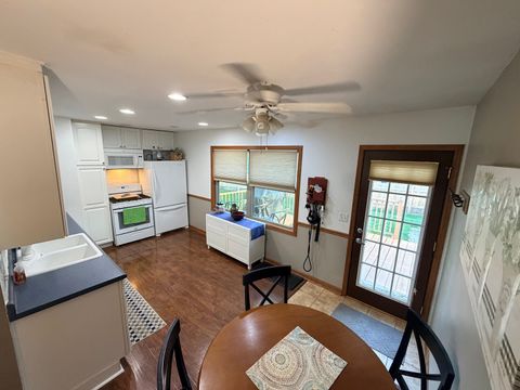 Tiny photo for 827 Sunbury Road, South Elgin, IL 60177 (MLS # 12627130)