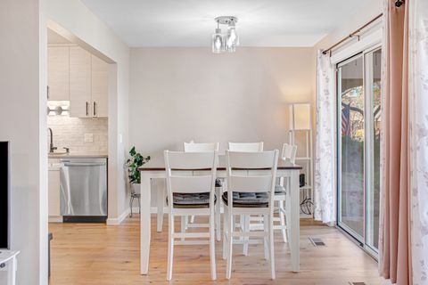 Tiny photo for 136 Wolcott Court #N1, Schaumburg, IL 60193 (MLS # 12612795)