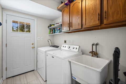Tiny photo for 219 W Appletree Lane, Arlington Heights, IL 60004 (MLS # 12718471)