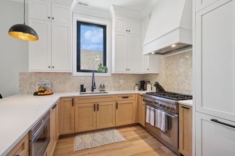 Tiny photo for 3219 N Seminary Avenue #3N, Chicago, IL 60657 (MLS # 12362845)