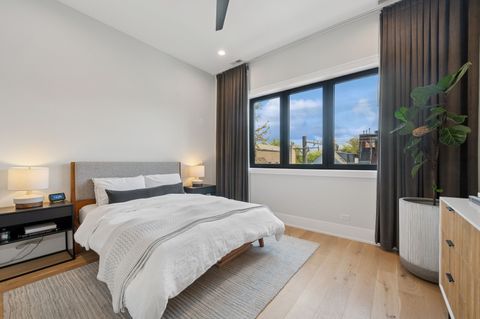 Tiny photo for 3219 N Seminary Avenue #3N, Chicago, IL 60657 (MLS # 12362845)