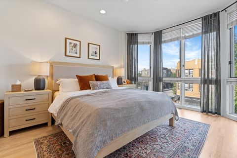 Tiny photo for 2003 N Hoyne Avenue, Chicago, IL 60647 (MLS # 12584726)