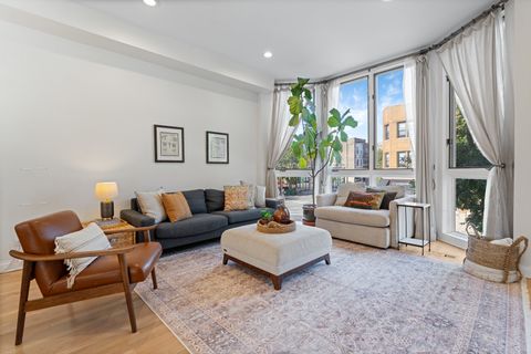 Tiny photo for 2003 N Hoyne Avenue, Chicago, IL 60647 (MLS # 12584726)