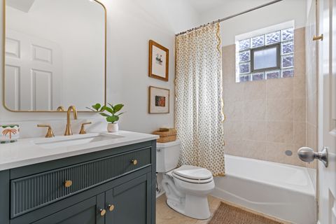 Tiny photo for 2003 N Hoyne Avenue, Chicago, IL 60647 (MLS # 12584726)