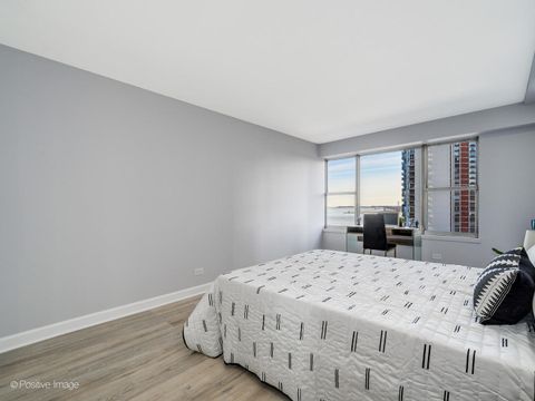 Tiny photo for 6157 N Sheridan Road #9J, Chicago, IL 60660 (MLS # 12542148)