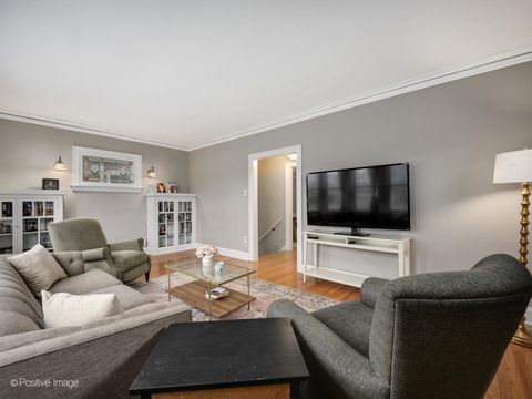 Tiny photo for 3742 Clinton Avenue, Berwyn, IL 60402 (MLS # 12570336)