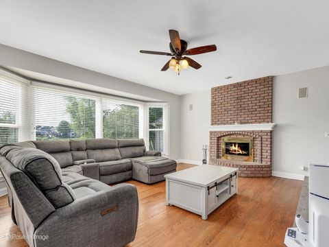 Tiny photo for 26W453 Pinehurst Drive, Winfield, IL 60190 (MLS # 12456073)
