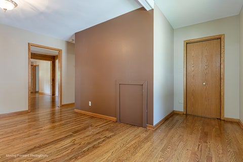 Tiny photo for 14047 Linder Avenue, Midlothian, IL 60445 (MLS # 12772122)