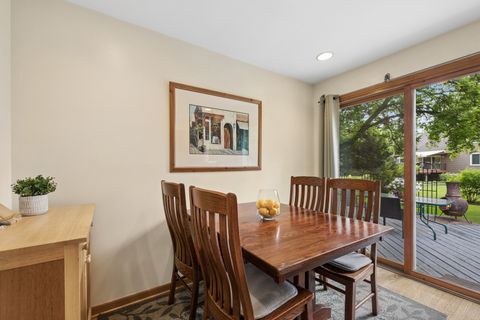 Tiny photo for 821 Blue Mound Drive, Crystal Lake, IL 60014 (MLS # 12672479)