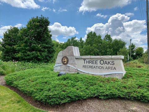 Tiny photo for 821 Blue Mound Drive, Crystal Lake, IL 60014 (MLS # 12672479)