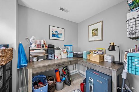 Tiny photo for 113 N Bristol Drive, Bloomingdale, IL 60108 (MLS # 12626627)