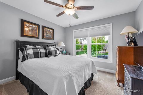 Tiny photo for 113 N Bristol Drive, Bloomingdale, IL 60108 (MLS # 12626627)