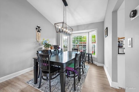 Tiny photo for 113 N Bristol Drive, Bloomingdale, IL 60108 (MLS # 12626627)