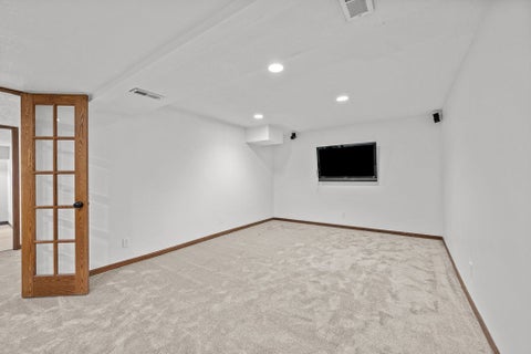 Tiny photo for 1338 W 61st Street, Davenport, IA 52806 (MLS # 12749995)