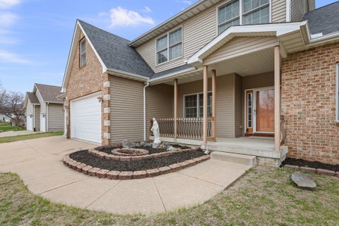 Tiny photo for 1338 W 61st Street, Davenport, IA 52806 (MLS # 12749995)