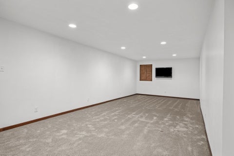 Tiny photo for 1338 W 61st Street, Davenport, IA 52806 (MLS # 12749995)