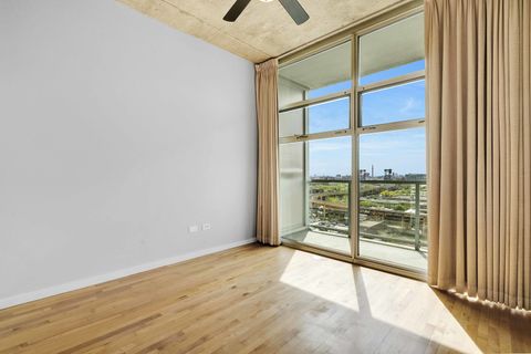 Tiny photo for 1620 S Michigan Avenue #1117, Chicago, IL 60616 (MLS # 12617788)