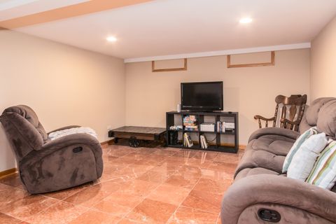 Tiny photo for 1717 OAKTON Street, Park Ridge, IL 60068 (MLS # 12489547)