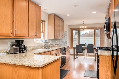 Tiny photo for 1717 OAKTON Street, Park Ridge, IL 60068 (MLS # 12489547)