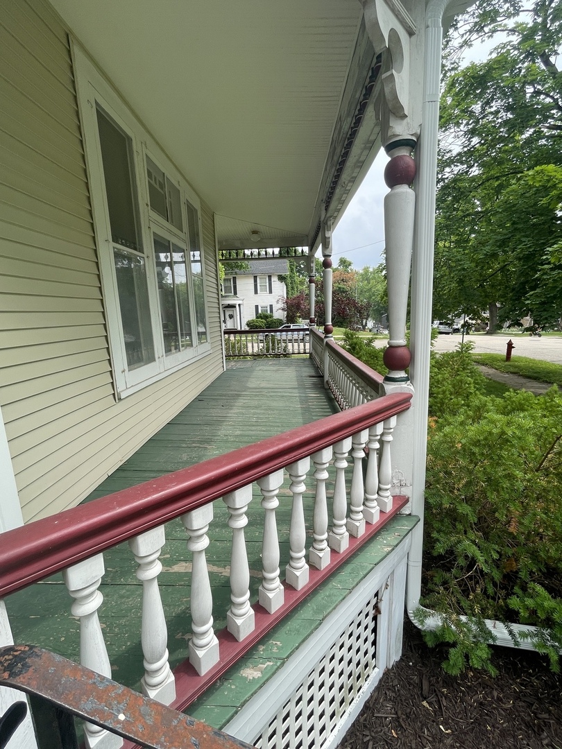 322 Crawford Avenue