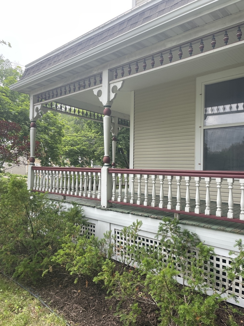 322 Crawford Avenue