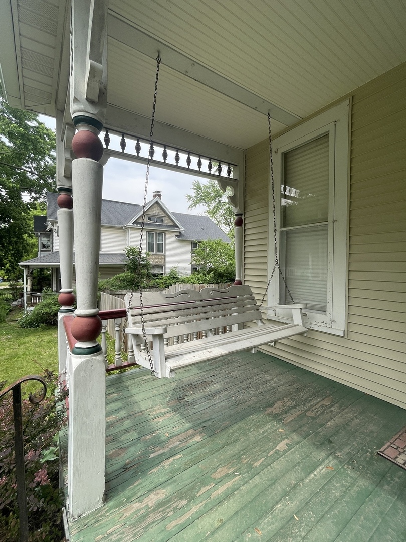 322 Crawford Avenue