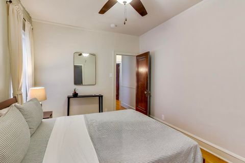 Tiny photo for 34 Le Moyne Parkway, Oak Park, IL 60302 (MLS # 12496822)