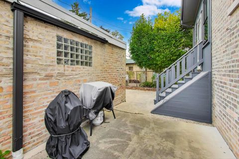 Tiny photo for 34 Le Moyne Parkway, Oak Park, IL 60302 (MLS # 12496822)