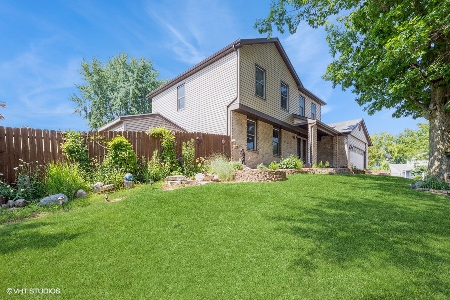 1029 Rain tree Drive