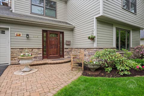 Tiny photo for 924 Royal Blackheath Court, Naperville, IL 60563 (MLS # 12678764)