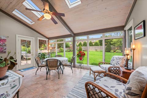 Tiny photo for 924 Royal Blackheath Court, Naperville, IL 60563 (MLS # 12678764)