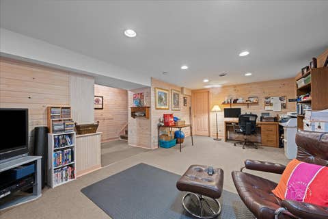 Tiny photo for 924 Royal Blackheath Court, Naperville, IL 60563 (MLS # 12678764)