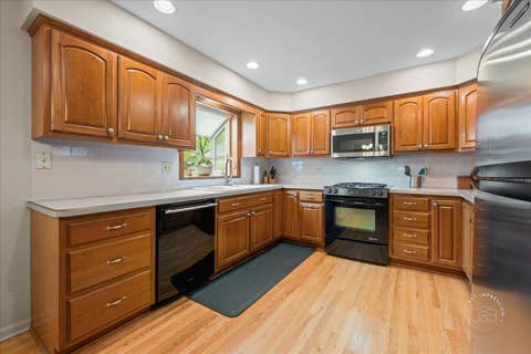 Tiny photo for 924 Royal Blackheath Court, Naperville, IL 60563 (MLS # 12678764)
