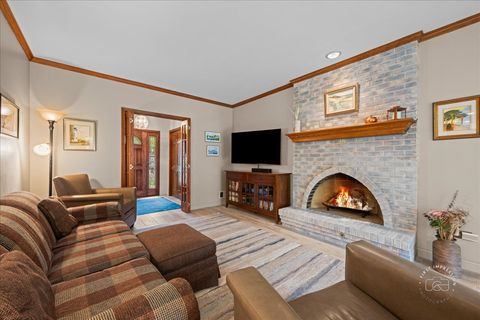 Tiny photo for 924 Royal Blackheath Court, Naperville, IL 60563 (MLS # 12678764)