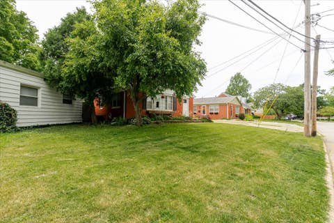 Tiny photo for 513 Maizefield Avenue, Bloomington, IL 61701 (MLS # 12655852)